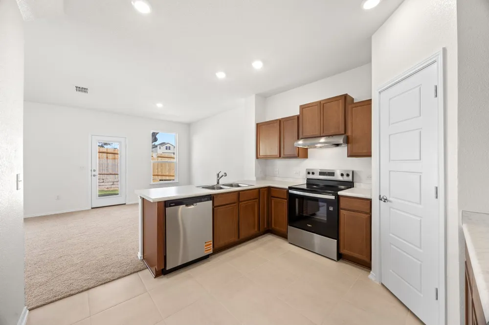 12106 Salvador Street Austin, TX 78748