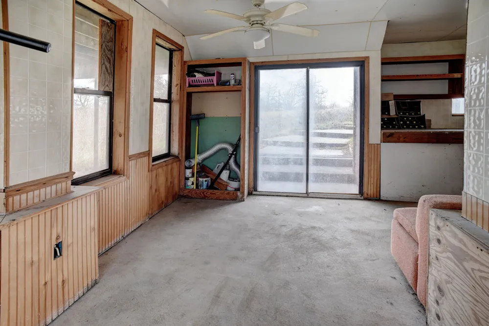 537 Leisure Lane Cedar Creek, TX 78612