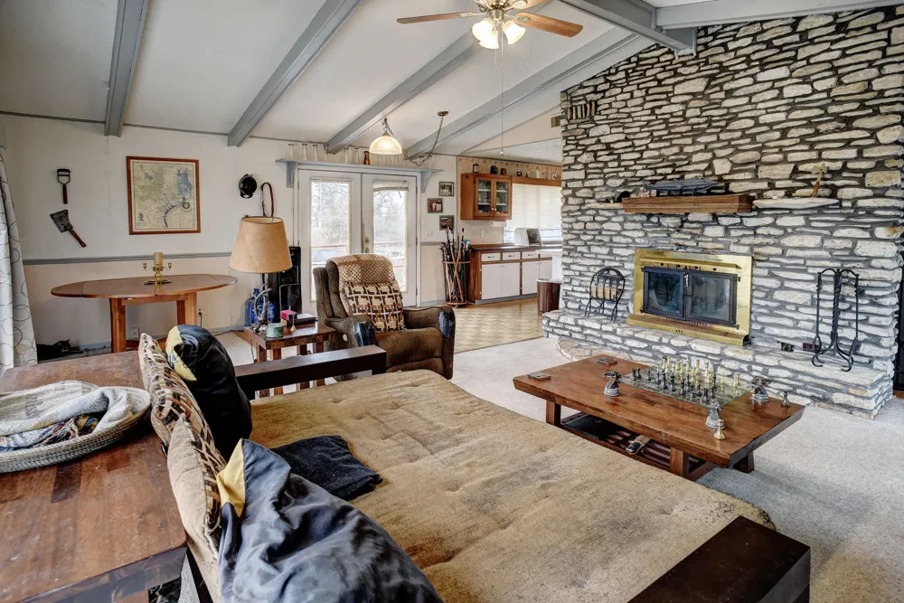 537 Leisure Lane Cedar Creek, TX 78612