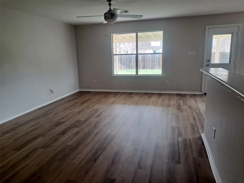 12732 Wedding Drive Manor, TX 78653