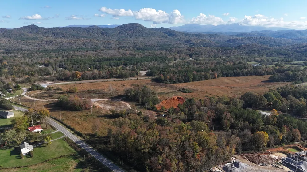 Tennga Gregory Road Crandall, GA 30711