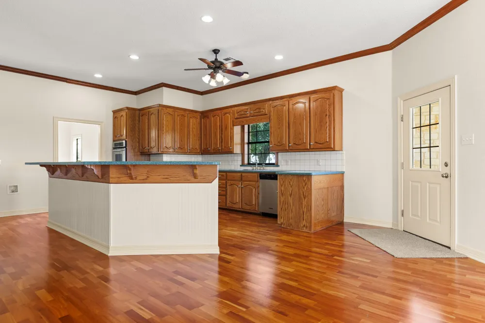 1140 County Road 130 Gatesville, TX 76528