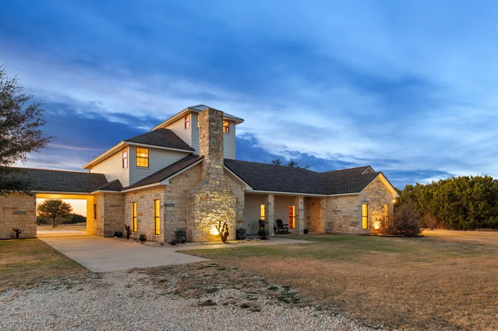 1140 County Road 130 Gatesville, TX 76528