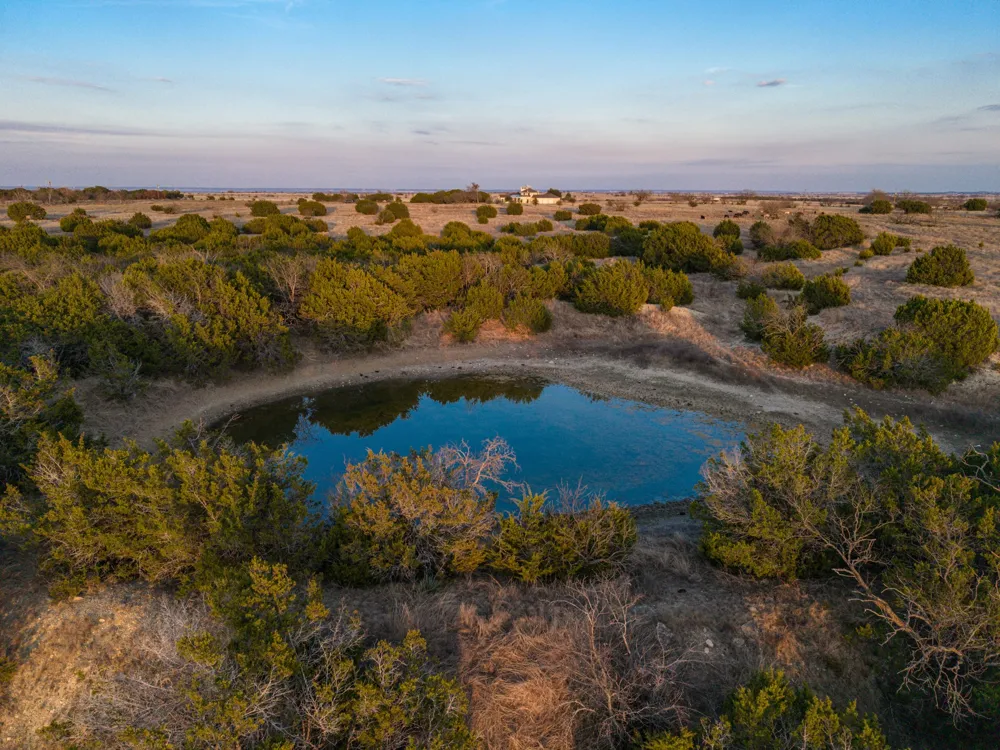 1140 County Road 130 Gatesville, TX 76528