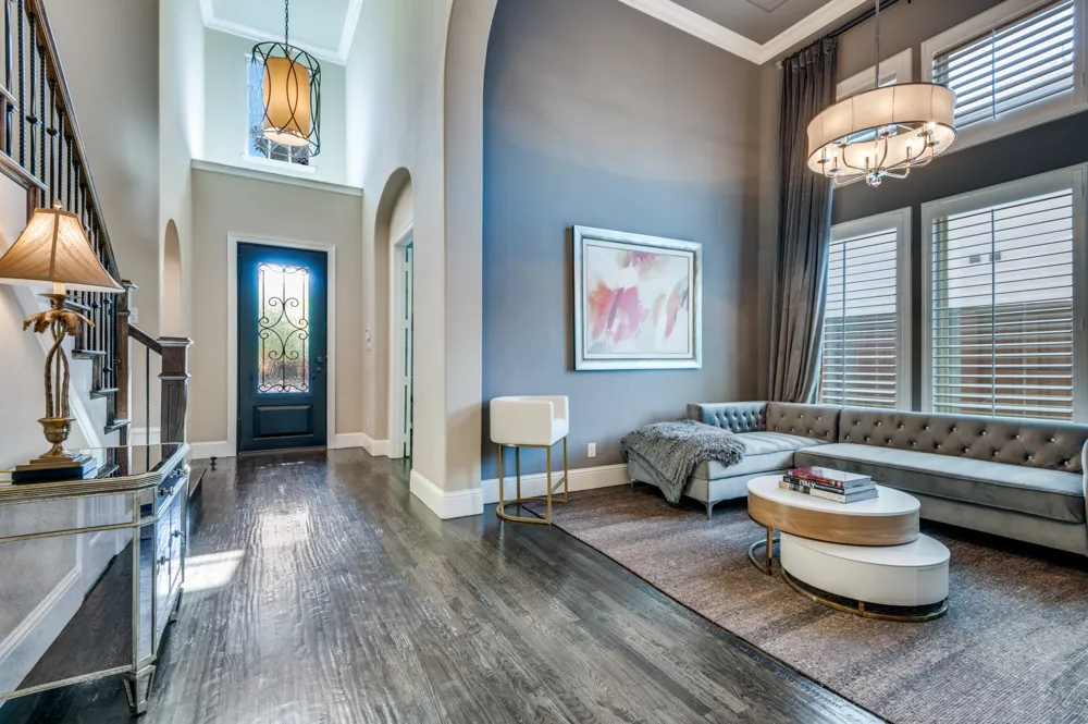 647 Fountainview Drive Irving, TX 75039