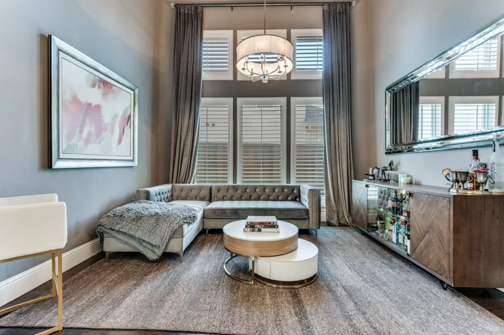 647 Fountainview Drive Irving, TX 75039