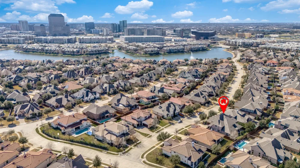 647 Fountainview Drive Irving, TX 75039