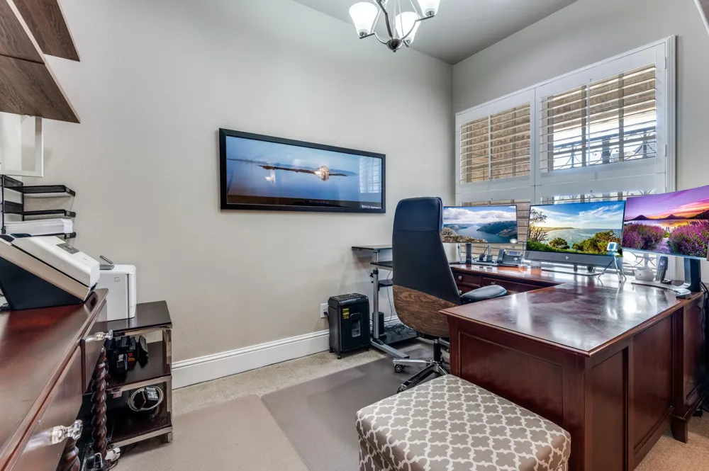 647 Fountainview Drive Irving, TX 75039