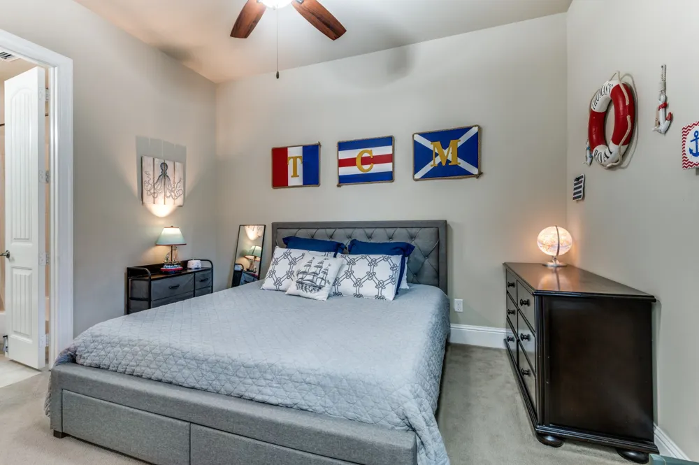 647 Fountainview Drive Irving, TX 75039
