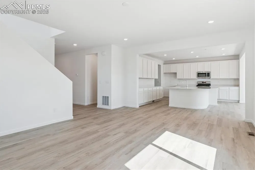 3306 Bella Notte Drive Pueblo, CO 81001