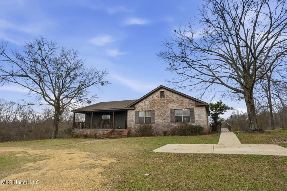 1038 W Gallatin Road Hazlehurst, MS 39083
