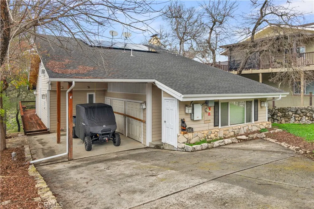 2647 Oak Shores Bradley, CA 93426
