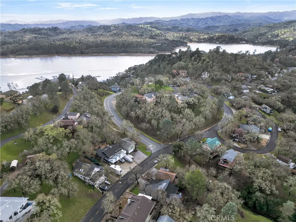 2647 Oak Shores Bradley, CA 93426