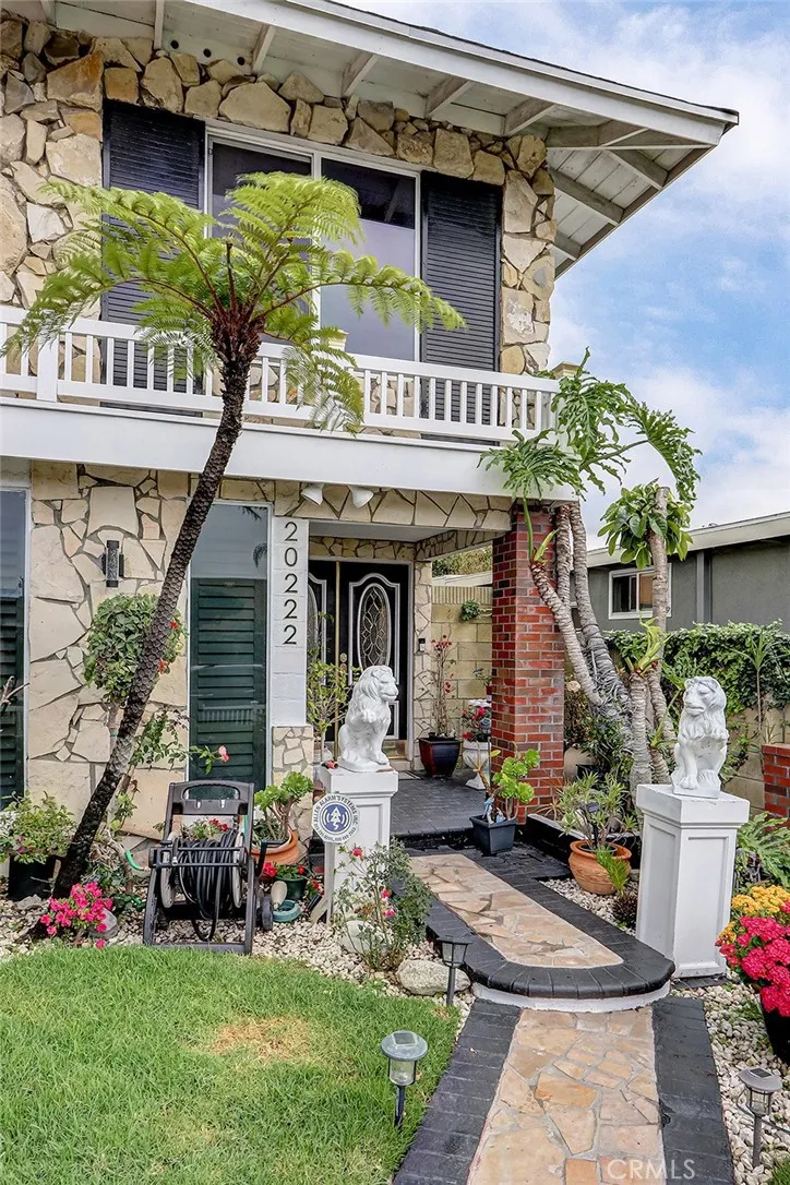 20222 Belshaw Avenue Carson, CA 90746