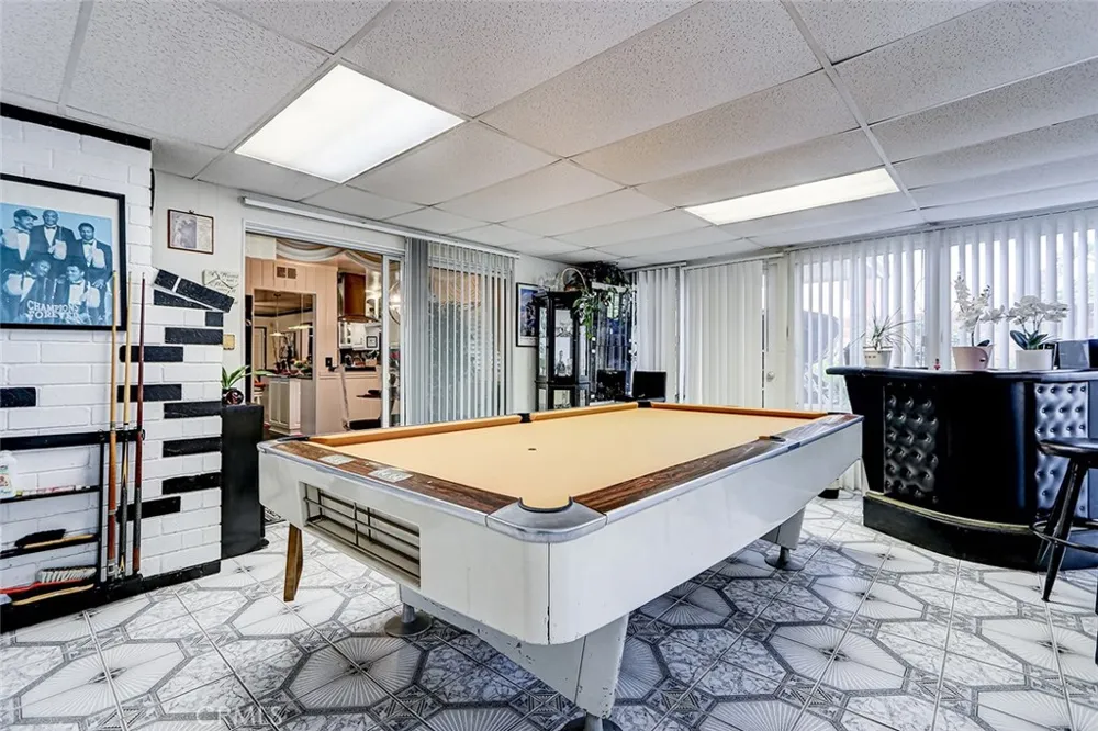 20222 Belshaw Avenue Carson, CA 90746
