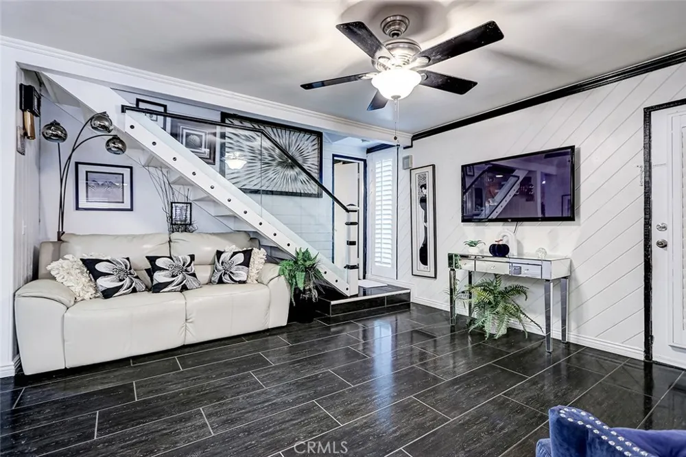 20222 Belshaw Avenue Carson, CA 90746