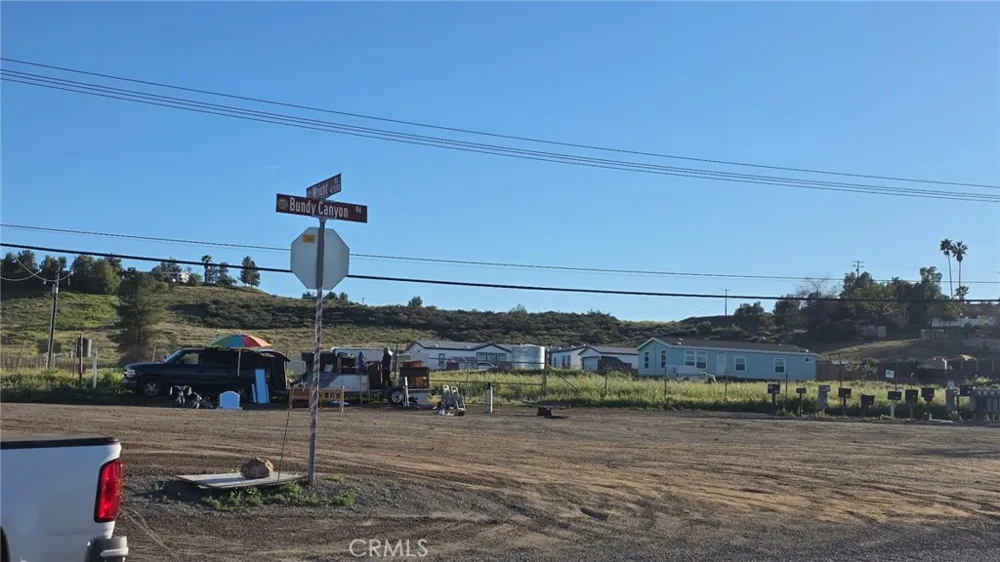 25390 Bundy Canyon Road Menifee, CA 92584