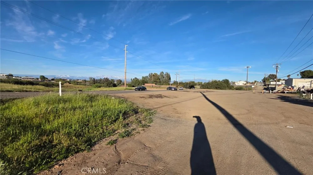25390 Bundy Canyon Road Menifee, CA 92584
