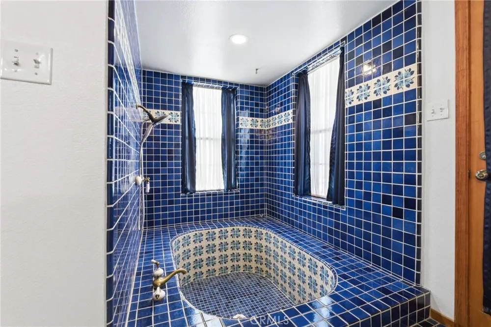 7176 E Butler Fresno, CA 93737