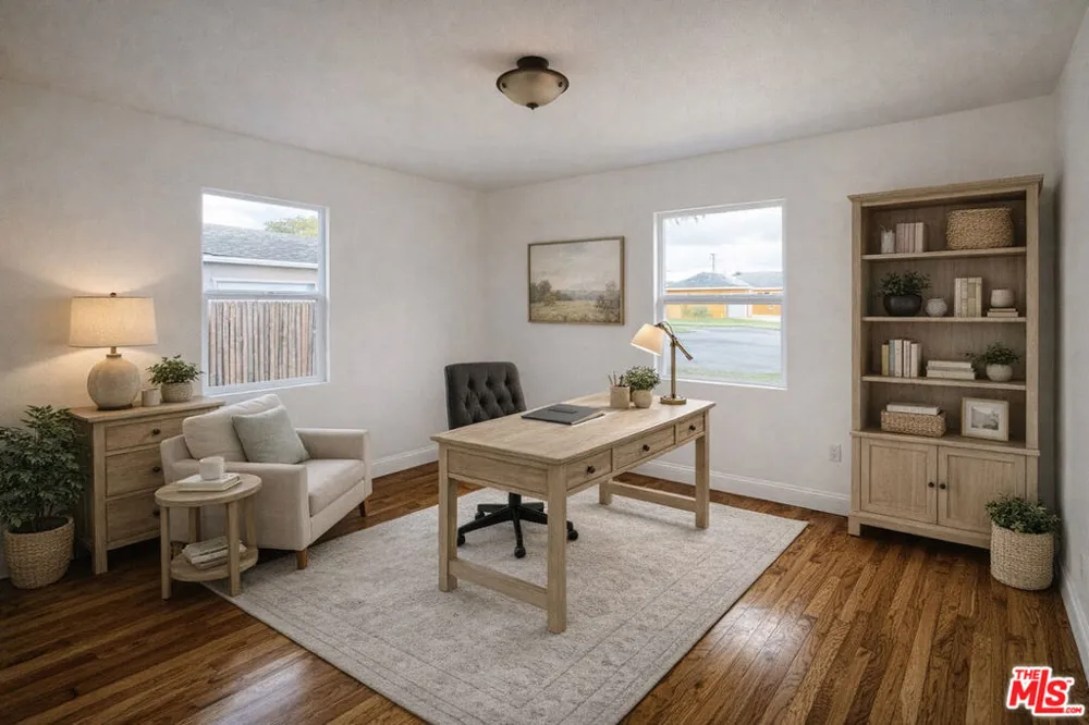 15605 S Berendo Avenue Gardena, CA 90247