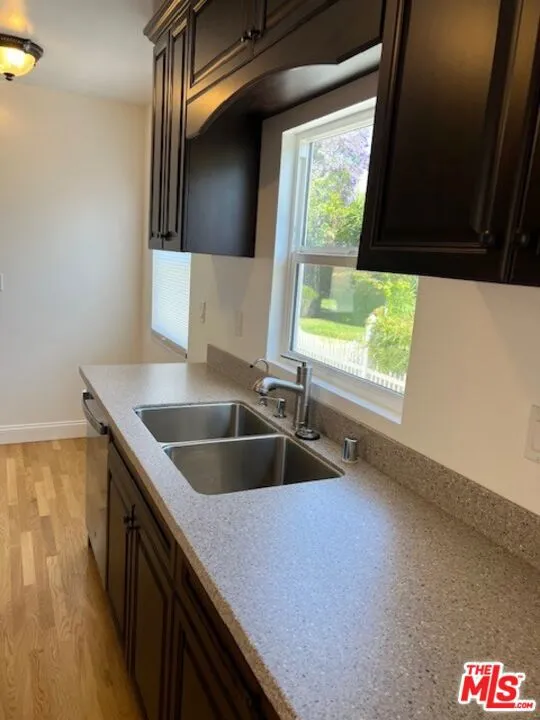 15605 S Berendo Avenue Gardena, CA 90247