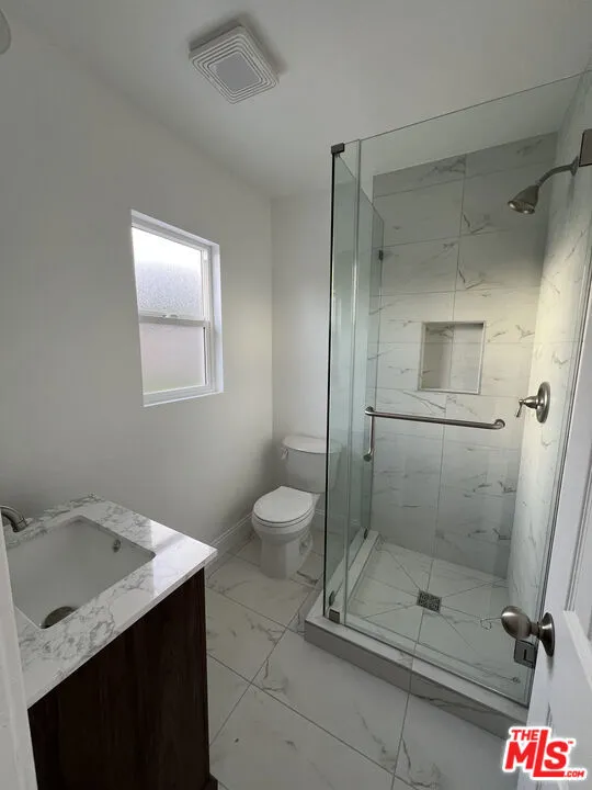 15605 S Berendo Avenue Gardena, CA 90247