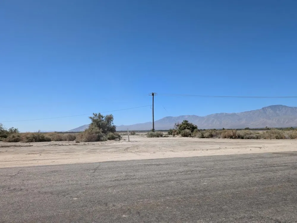 24 Hammond Road Mecca, CA 92254