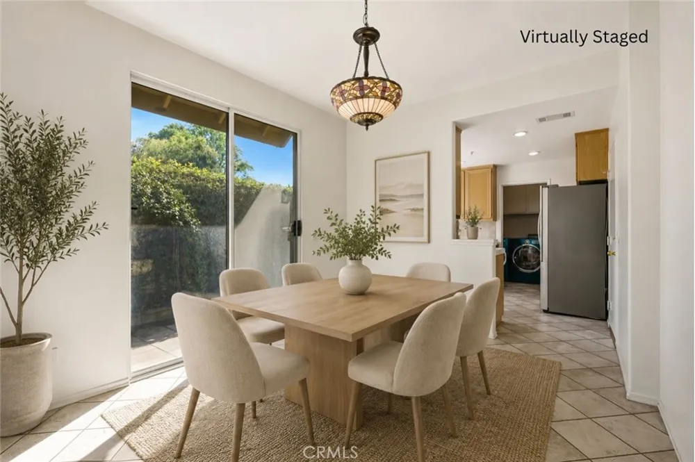 108 S Mountain #A Monrovia, CA 91016