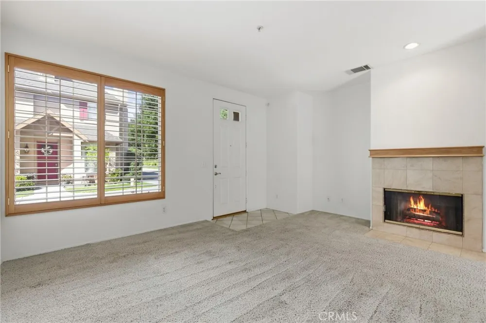108 S Mountain #A Monrovia, CA 91016