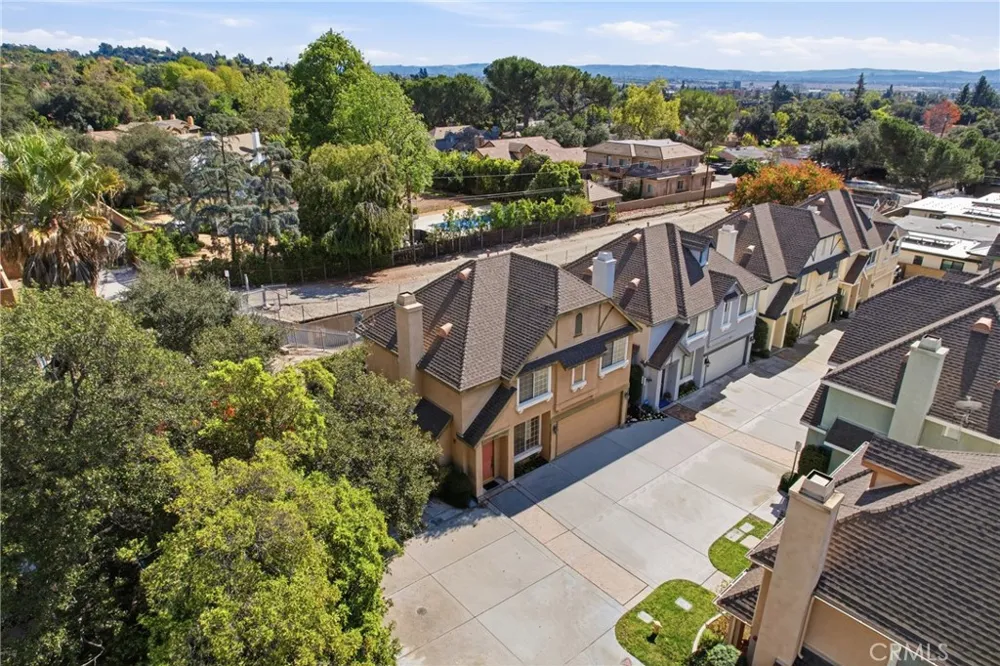108 S Mountain #A Monrovia, CA 91016
