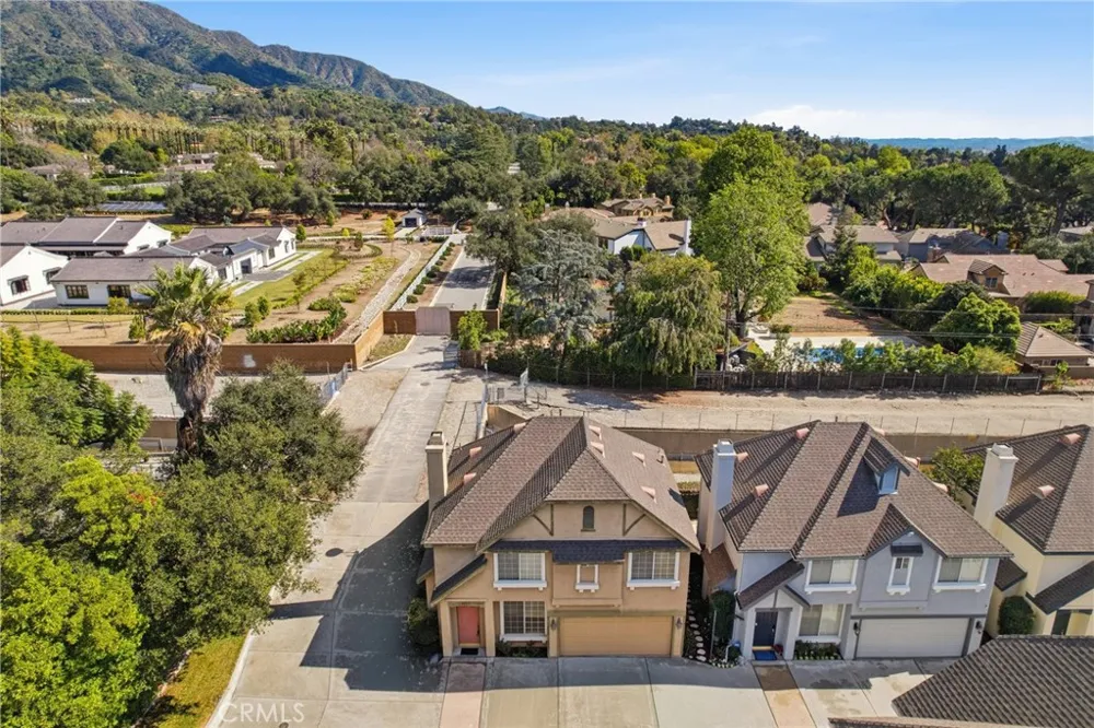 108 S Mountain #A Monrovia, CA 91016