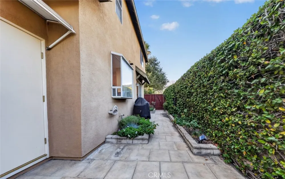 108 S Mountain #A Monrovia, CA 91016