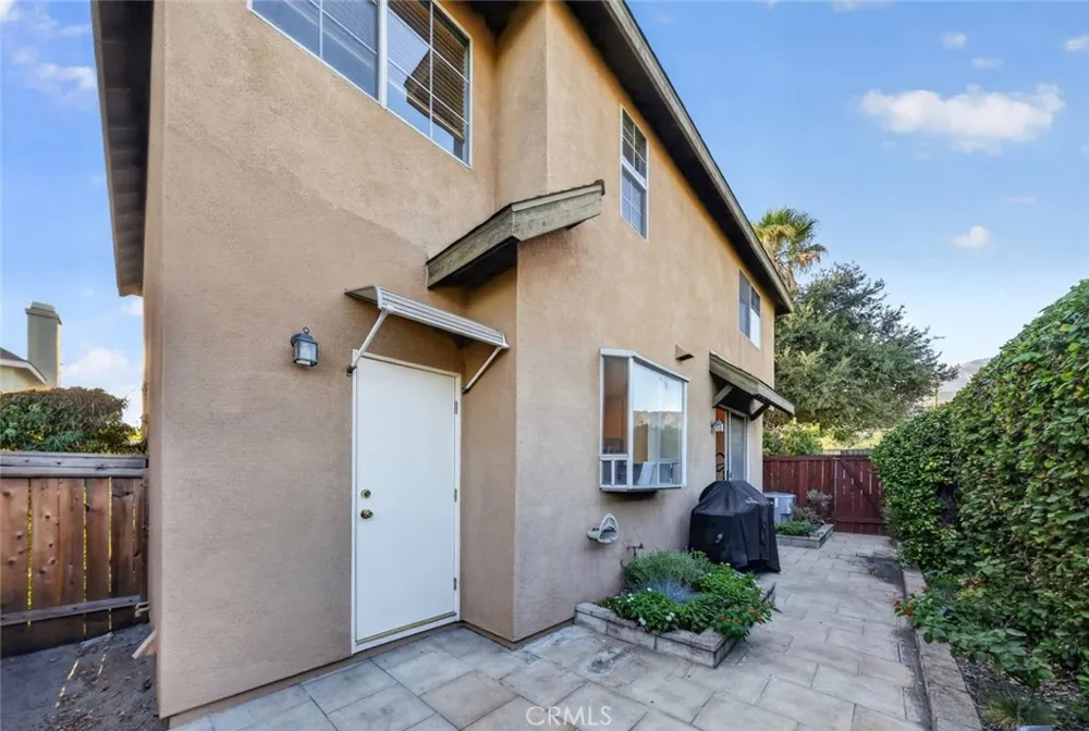 108 S Mountain #A Monrovia, CA 91016