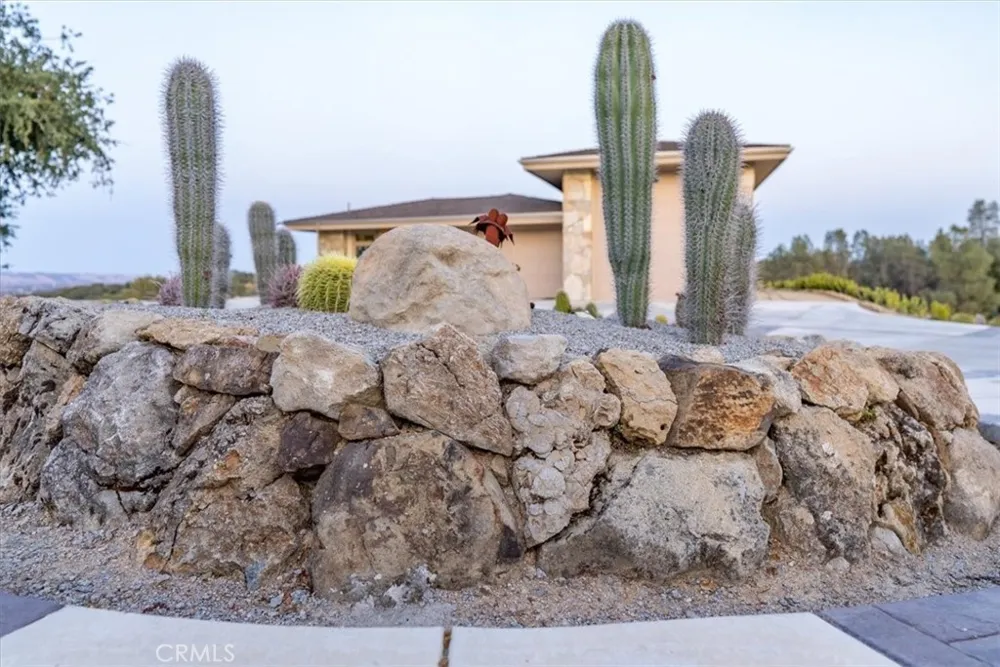 76346 Bryson Hesperia Road Bradley, CA 93426