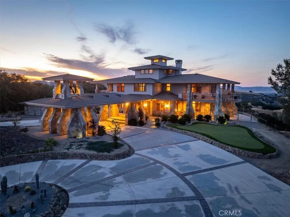 76346 Bryson Hesperia Road Bradley, CA 93426
