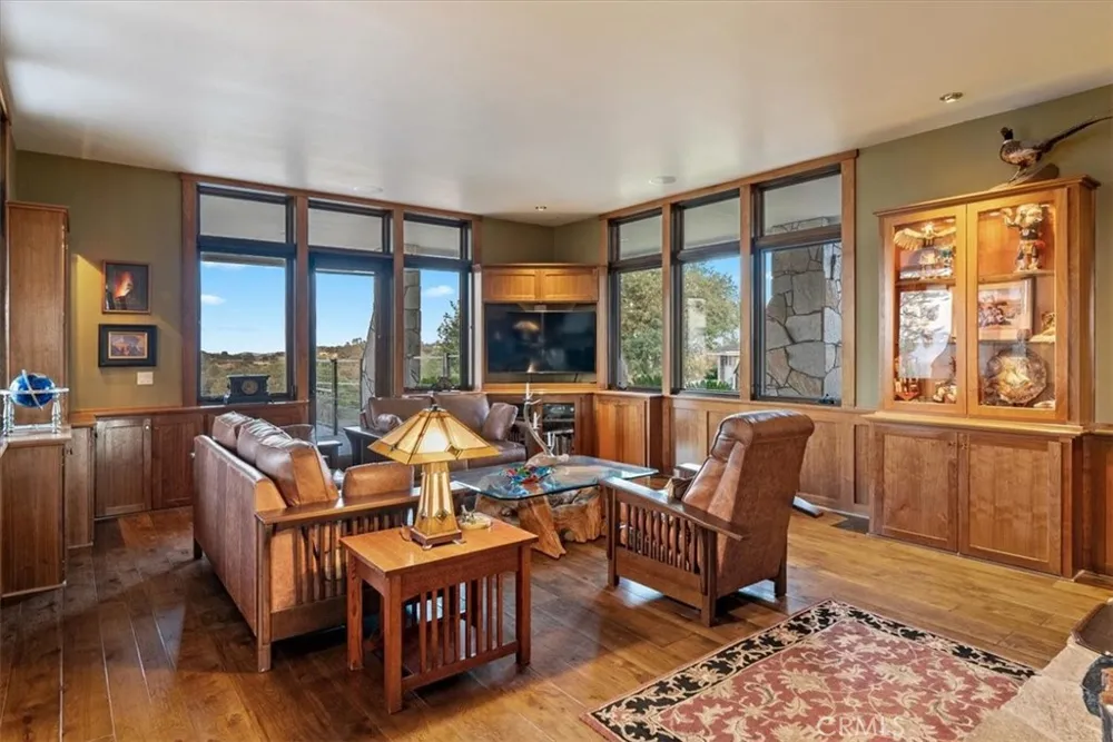 76346 Bryson Hesperia Road Bradley, CA 93426