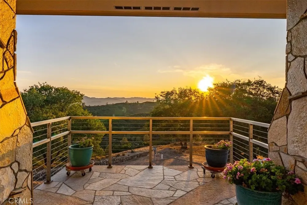 76346 Bryson Hesperia Road Bradley, CA 93426