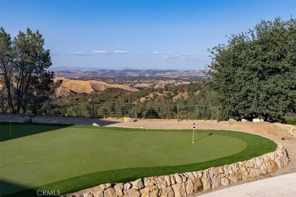 76346 Bryson Hesperia Road Bradley, CA 93426