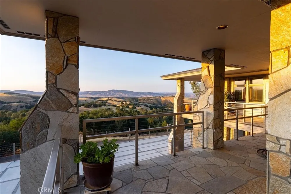 76346 Bryson Hesperia Road Bradley, CA 93426