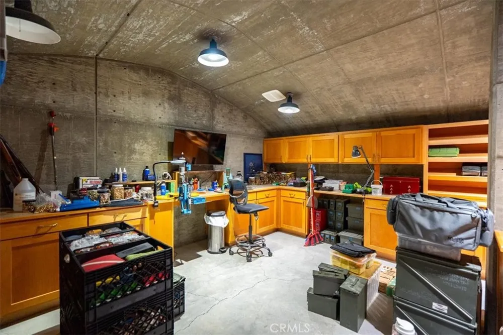 76346 Bryson Hesperia Road Bradley, CA 93426