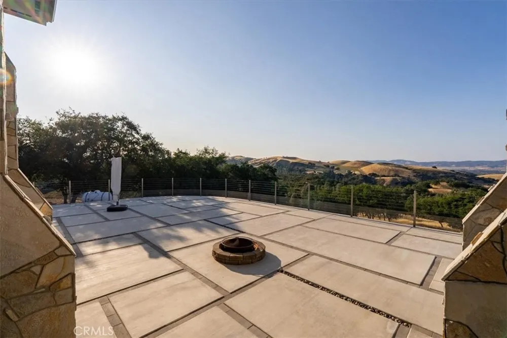 76346 Bryson Hesperia Road Bradley, CA 93426