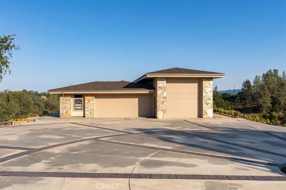 76346 Bryson Hesperia Road Bradley, CA 93426