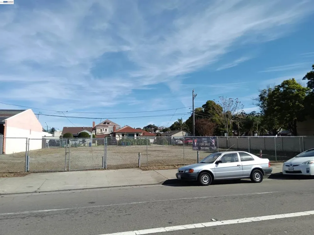 22836 Watkins St Hayward, CA 94541
