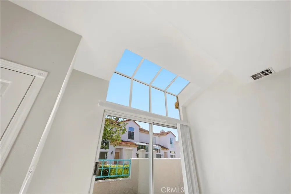 29525 Cara Temecula, CA 92591