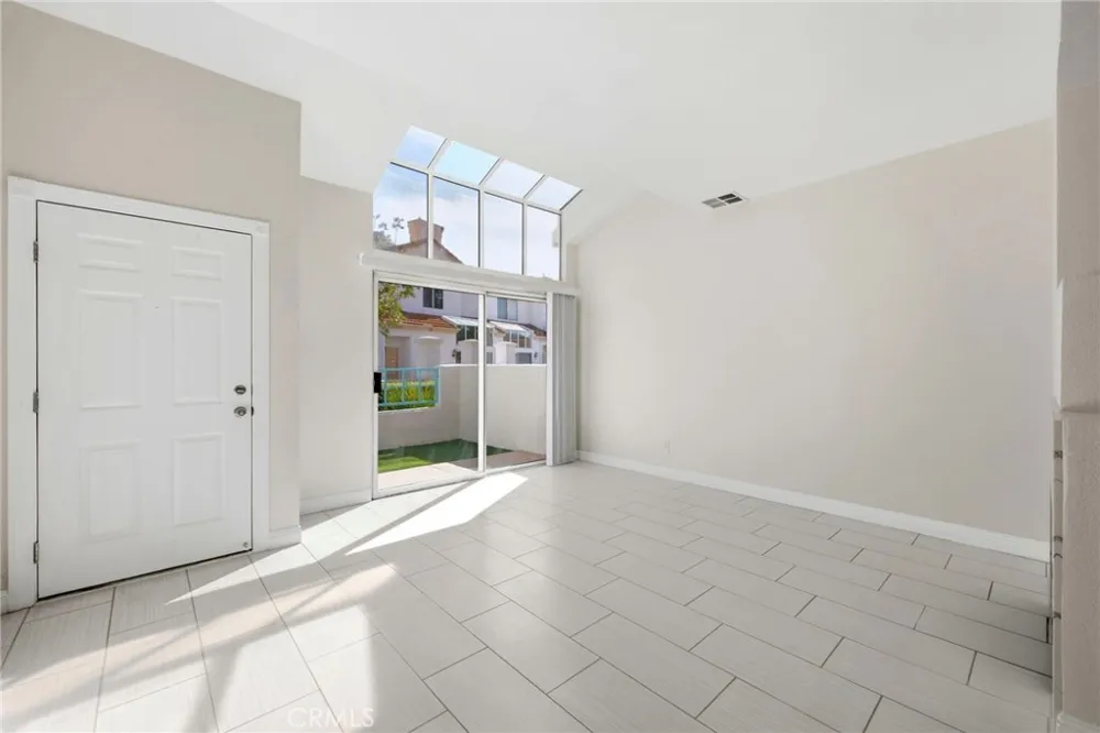 29525 Cara Temecula, CA 92591