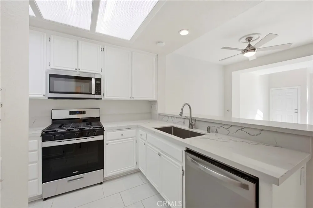 29525 Cara Temecula, CA 92591