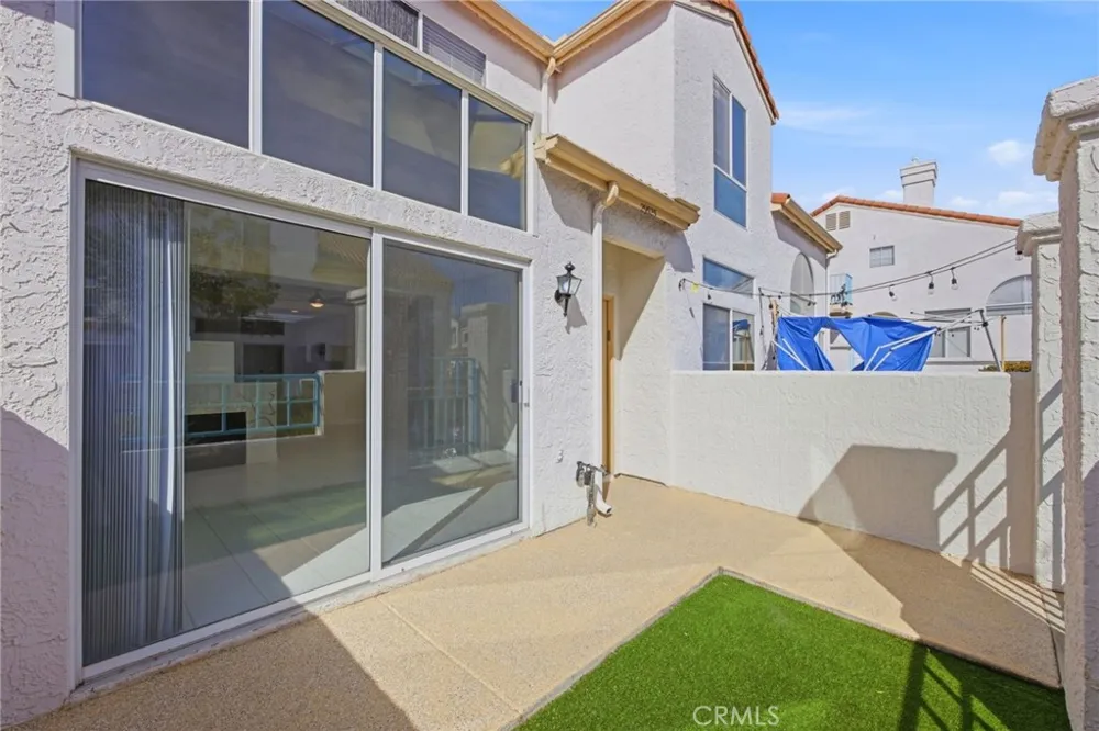 29525 Cara Temecula, CA 92591
