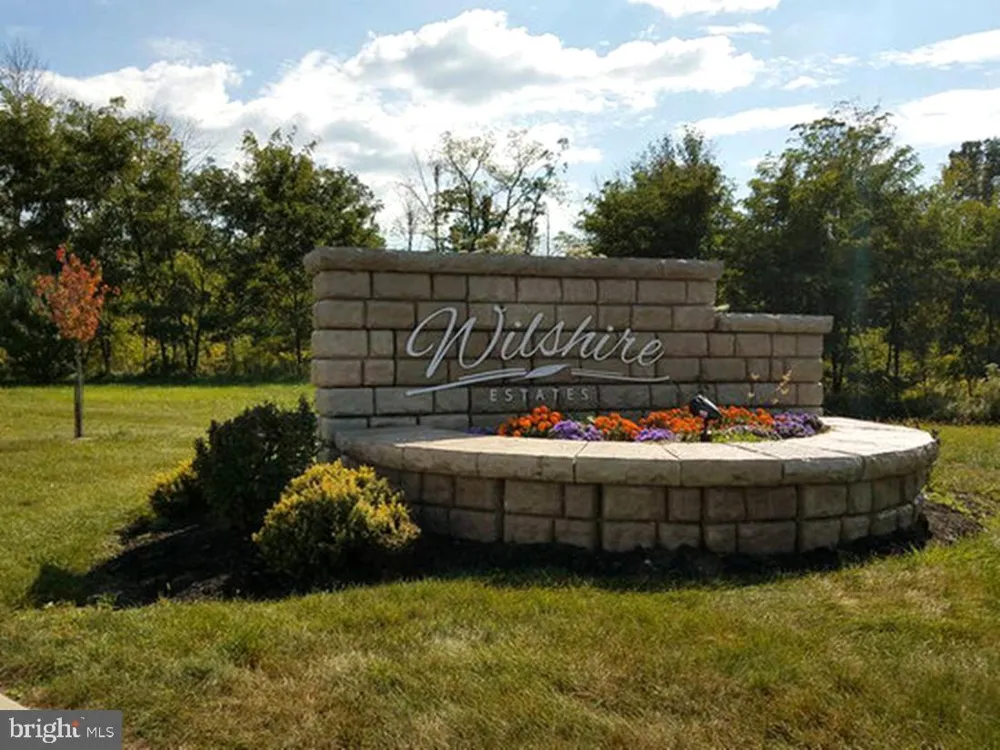 124 JENNIFER CIRCLE Harrisburg, PA 17112