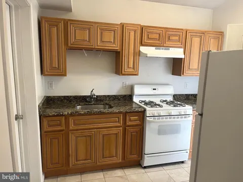 805 W ATLANTIC AVENUE #C