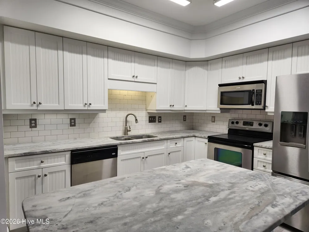 300 Lighthouse Lane #A-1 Cedar Point, NC 28584